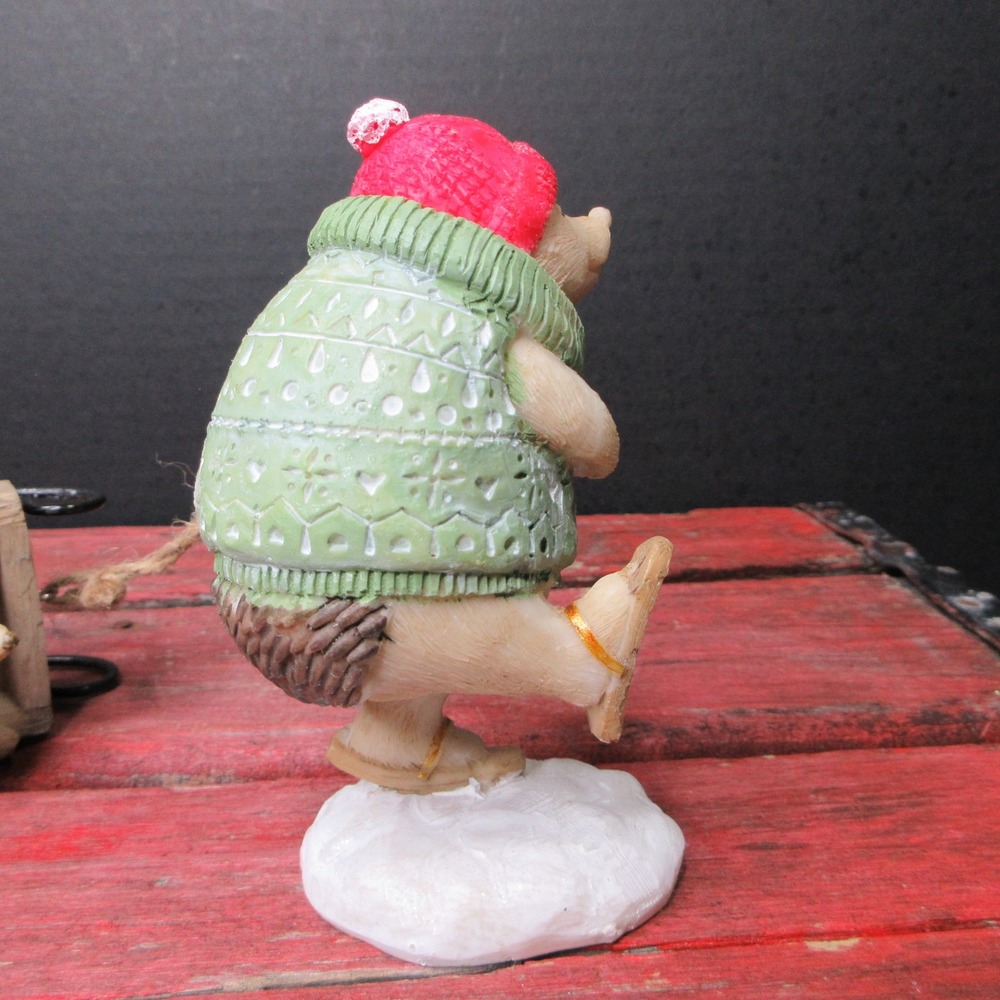 Charming Hedgehog Winter Sleigh Ride Figurine Set Christmas Holiday Decor NEW - Picture 9 of 16